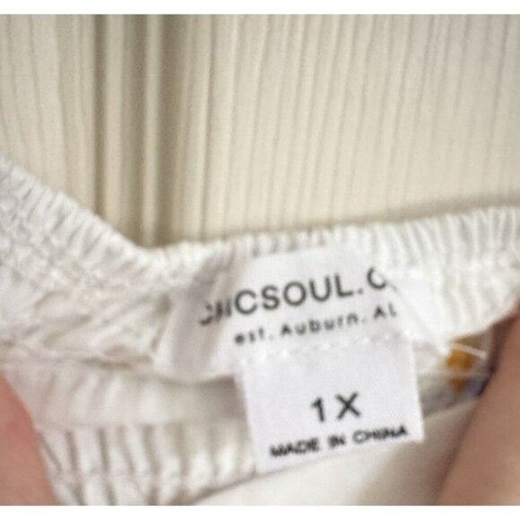 Chicsoul Dress White smocked back Floral Design Top Lined Womens Size 1X NEW - Picture 5 of 9